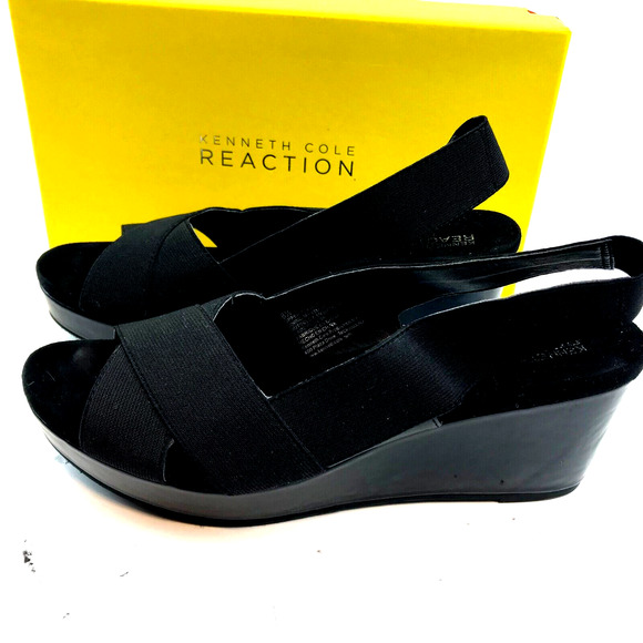 KENNETH COLE Reaction "Chip Shape" Peep-Toe Black Wedge 3" Heel Shoe Size 8.5 - Picture 2 of 5